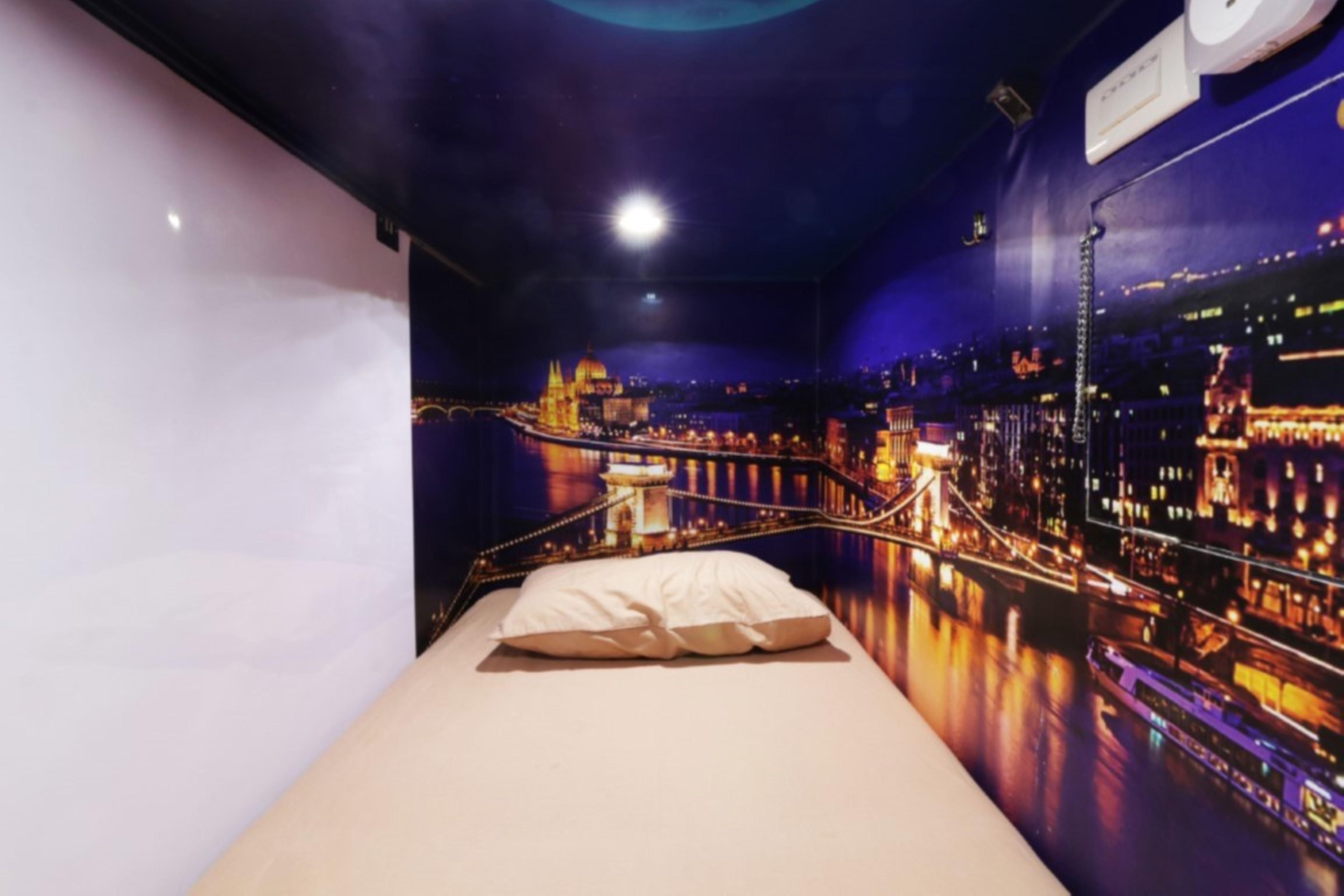 Inap At Capsule Thamrin Hotell Jakarta Eksteriør bilde